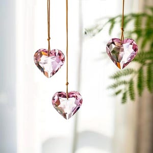 Small Pink Heart Sun Catcher, Faceted K9 Crystal Glass Pendant, Window Suncatcher Prism 30mm 1 pc TKH9399971-P